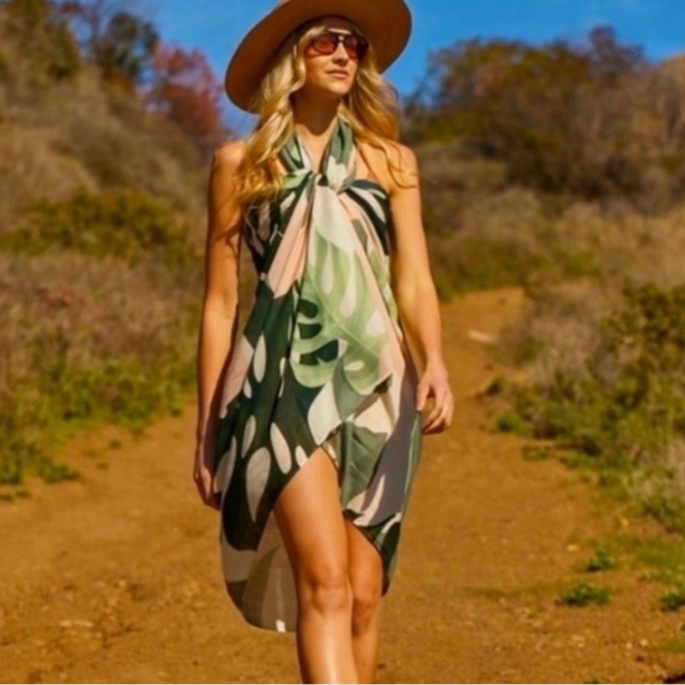 🌴Virginia Wolf🌴 Tropical Leaf Print Scarf